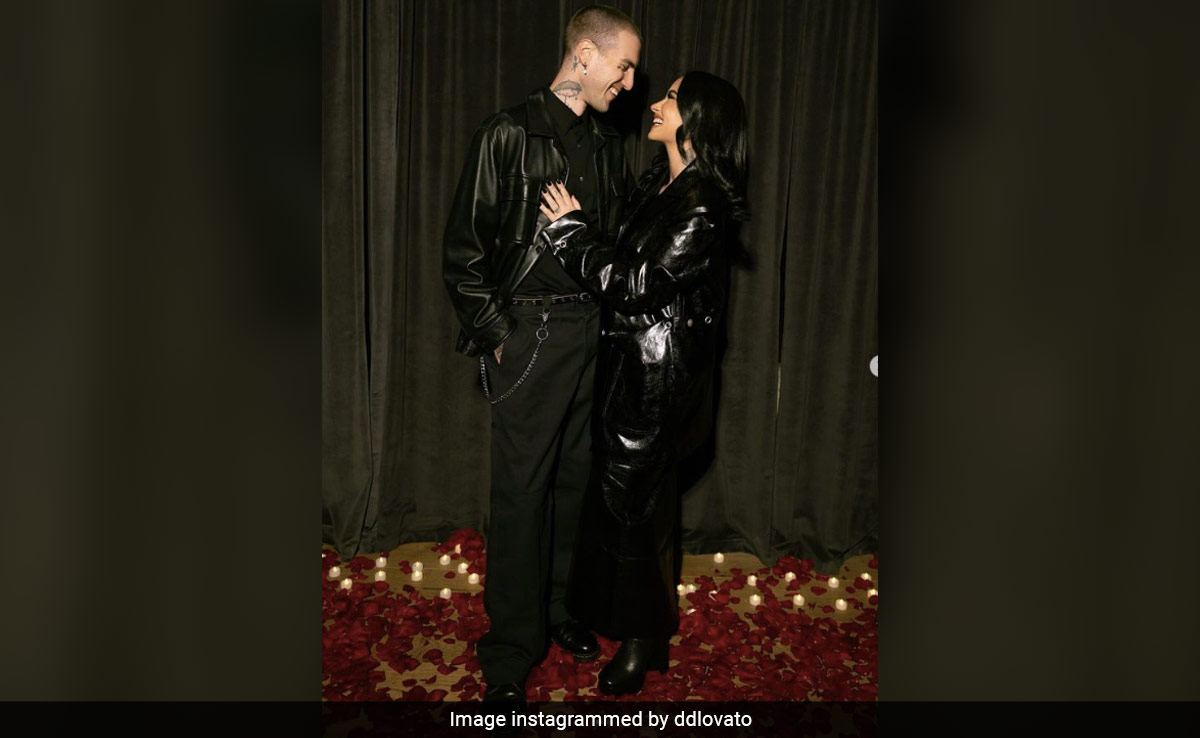 Pop Singer Demi Lovato And Jordan Lutes Are Now Engaged