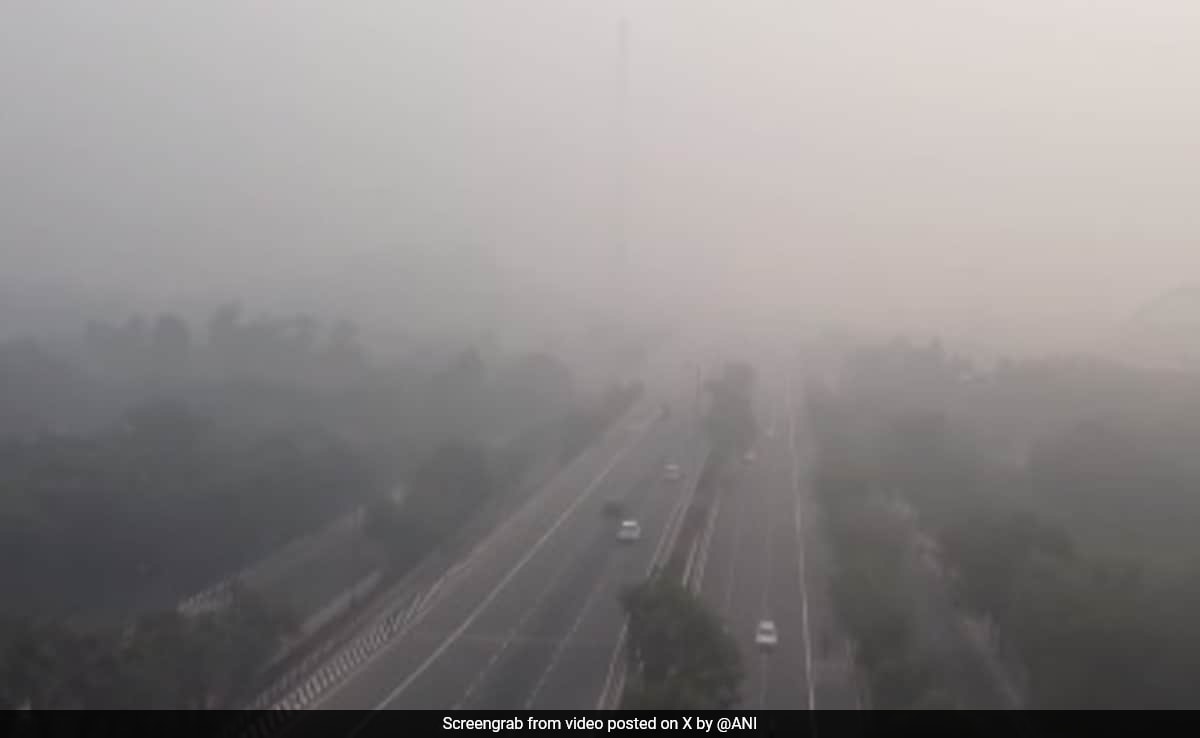 Delhi Air Pollution, Delhi Air Quality: Delhi's Air Quality Dips Into 'Severe' Category - Vimarsana News