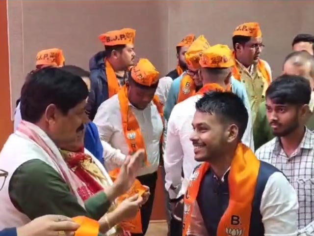 300 Former Members Of Powerful All Assam Students Union Join BJP