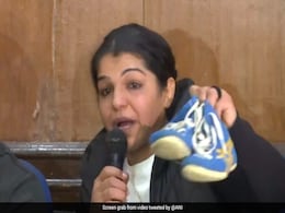 "Couldn't Find A Single Woman...": Congress Attacks BJP Over Wrestling Row "Couldn't Find A Single Woman...": Congress Attacks BJP Over Wrestling Row