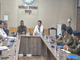 नए साल पर शराब पीकर गाड़ी चलाना पड़ेगा महंगा, लगाने पड़ सकते हैं कोर्ट के चक्कर नए साल पर शराब पीकर गाड़ी चलाना पड़ेगा महंगा, लगाने पड़ सकते हैं कोर्ट के चक्कर