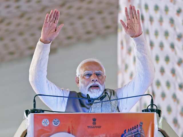 पीएम मोदी  ने काशी को दिया 19 हजार करोड़ की सौगात