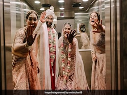 डांसर मुक्ति मोहन की वेडिंग तस्वीरों के बाद सामने आया वीडियो, बारात से लेकर दुल्हन की एंट्री की दिखी झलक डांसर मुक्ति मोहन की वेडिंग तस्वीरों के बाद सामने आया वीडियो, बारात से लेकर दुल्हन की एंट्री की दिखी झलक