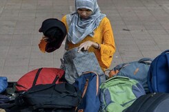 "Wear What You Want": Siddaramaiah's Big Hijab Announcement "Wear What You Want": Siddaramaiah's Big Hijab Announcement