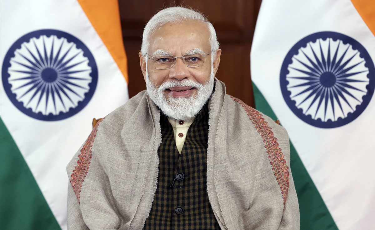 Surat Diamond Bourse: दुनिया के सबसे बड़े कार्यालय भवन का PM Modi ने किया उद्घाटन