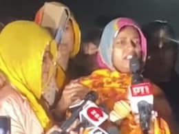पहली बार सामने आई सुखदेव सिंह गोगामेड़ी की पत्नी, देशभर के राजपूतों से की यह भावुक अपील पहली बार सामने आई सुखदेव सिंह गोगामेड़ी की पत्नी, देशभर के राजपूतों से की यह भावुक अपील