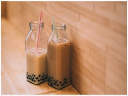 Taiwan Doctors Remove 300 Kidney Stones From Woman Who Drank Bubble Tea Instead Of Water Taiwan Doctors Remove 300 Kidney Stones From Woman Who Drank Bubble Tea Instead Of Water