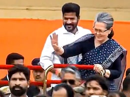 The Big Message In Revanth Reddy Arriving For Oath With Sonia Gandhi The Big Message In Revanth Reddy Arriving For Oath With Sonia Gandhi