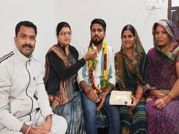 MP PSC Result: 'दादाजी के आशीर्वाद का फल है' - DSP बनने पर बोले किसान परिवार के बेटे MP PSC Result: 'दादाजी के आशीर्वाद का फल है' - DSP बनने पर बोले किसान परिवार के बेटे