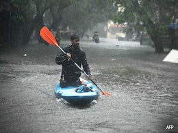 Pics: Roads Turn Into Rivers, Cars Submerged As Rain Batters Chennai Pics: Roads Turn Into Rivers, Cars Submerged As Rain Batters Chennai
