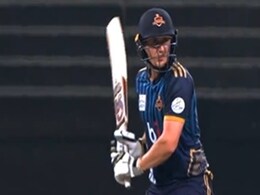 IPL  Auction से पहले इंग्लैंड बैटर ने मचाया गदर, 12 गेंद पर अर्धशतक, 8 छक्के लगाकर गेंदबाजों के उड़ाए होश, T10 लीग में रचा इतिहास IPL  Auction से पहले इंग्लैंड बैटर ने मचाया गदर, 12 गेंद पर अर्धशतक, 8 छक्के लगाकर गेंदबाजों के उड़ाए होश, T10 लीग में रचा इतिहास