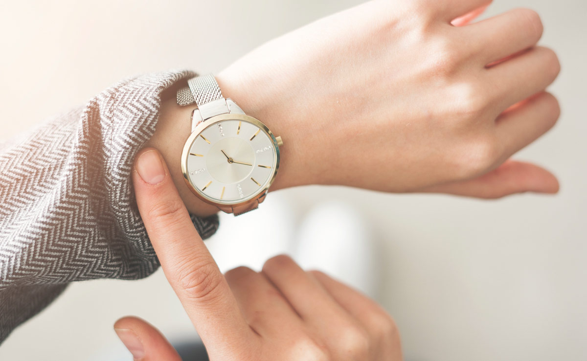 7 Timeless Watches From Fossil, Emporio Armani And More That Are Perfect For Christmas 2023 Gifting