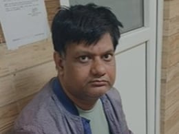 बिहार के शिक्षा विभाग के अधिकारी का किडनैप, रातभर कार में घुमाया...नाले में फंसी गाड़ी तो... बिहार के शिक्षा विभाग के अधिकारी का किडनैप, रातभर कार में घुमाया...नाले में फंसी गाड़ी तो...