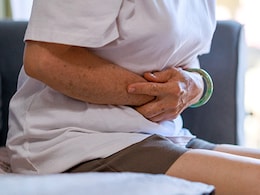 High-Fibre Diet Making You Bloated? Here Are 3 Nutritionist-Approved Tips To Avoid It High-Fibre Diet Making You Bloated? Here Are 3 Nutritionist-Approved Tips To Avoid It