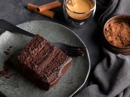 Love Coffee? Treat Yourself To These 5 Heavenly Desserts This Winter Love Coffee? Treat Yourself To These 5 Heavenly Desserts This Winter