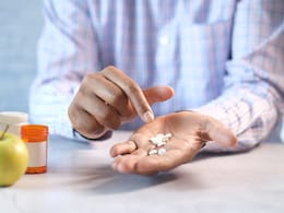 UK Begins Test Of Hormone-Free Male Birth Control Pill, 16 Men Take Part In First Trial UK Begins Test Of Hormone-Free Male Birth Control Pill, 16 Men Take Part In First Trial