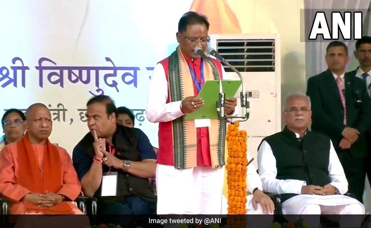 छत्तीसगढ़ : विष्णुदेव साय ने ली CM पद की शपथ, अरुण साव और विजय शर्मा बने डिप्टी CM