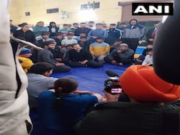 पहलवान लौटाएंगे अपने पुरस्कार! बजरंग पूनिया से मिले राहुल गांधी पहलवान लौटाएंगे अपने पुरस्कार! बजरंग पूनिया से मिले राहुल गांधी