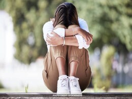 दुष्कर्म करने के बाद जान से मारने की धमकी दे रहा था आरोपी, परेशान हो कर दो बहनों ने कर ली आत्महत्या दुष्कर्म करने के बाद जान से मारने की धमकी दे रहा था आरोपी, परेशान हो कर दो बहनों ने कर ली आत्महत्या