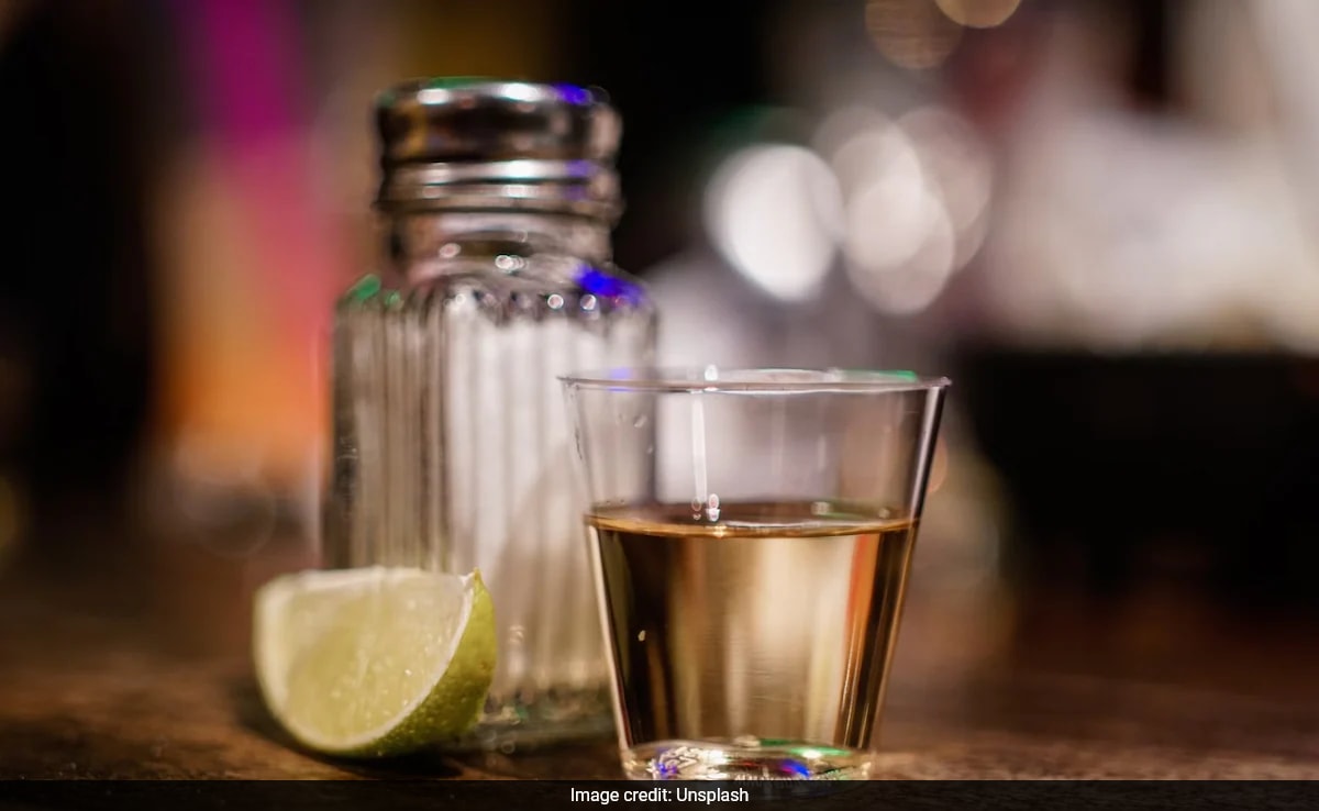 UK Nightclub Fined After Customers Served Drain Cleaner Instead Of Salt With Tequila Shots - Vimarsana News
