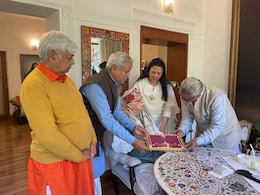 "They'll Try": VHP On LK Advani, MM Joshi Amid Row Over Ram Temple Event "They'll Try": VHP On LK Advani, MM Joshi Amid Row Over Ram Temple Event
