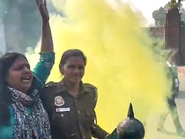 "वह बेरोजगार और तनावग्रस्त थी, बेटे को फांसी दे दो..." : लोकसभा सुरक्षा उल्लंघन के आरोपियों का परिवार