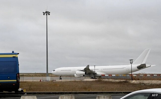 फ्रांस में फंसे भारतीयों के साथ अब क्या होगा...? कोर्ट में आज मामले की सुनवाई