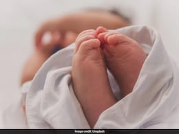 मेरा क्या कसूर! मुंबई में चार महीने की बच्ची को क्यों नहीं मिल रही 'मां', पढ़ें क्या है पूरी कहानी मेरा क्या कसूर! मुंबई में चार महीने की बच्ची को क्यों नहीं मिल रही 'मां', पढ़ें क्या है पूरी कहानी