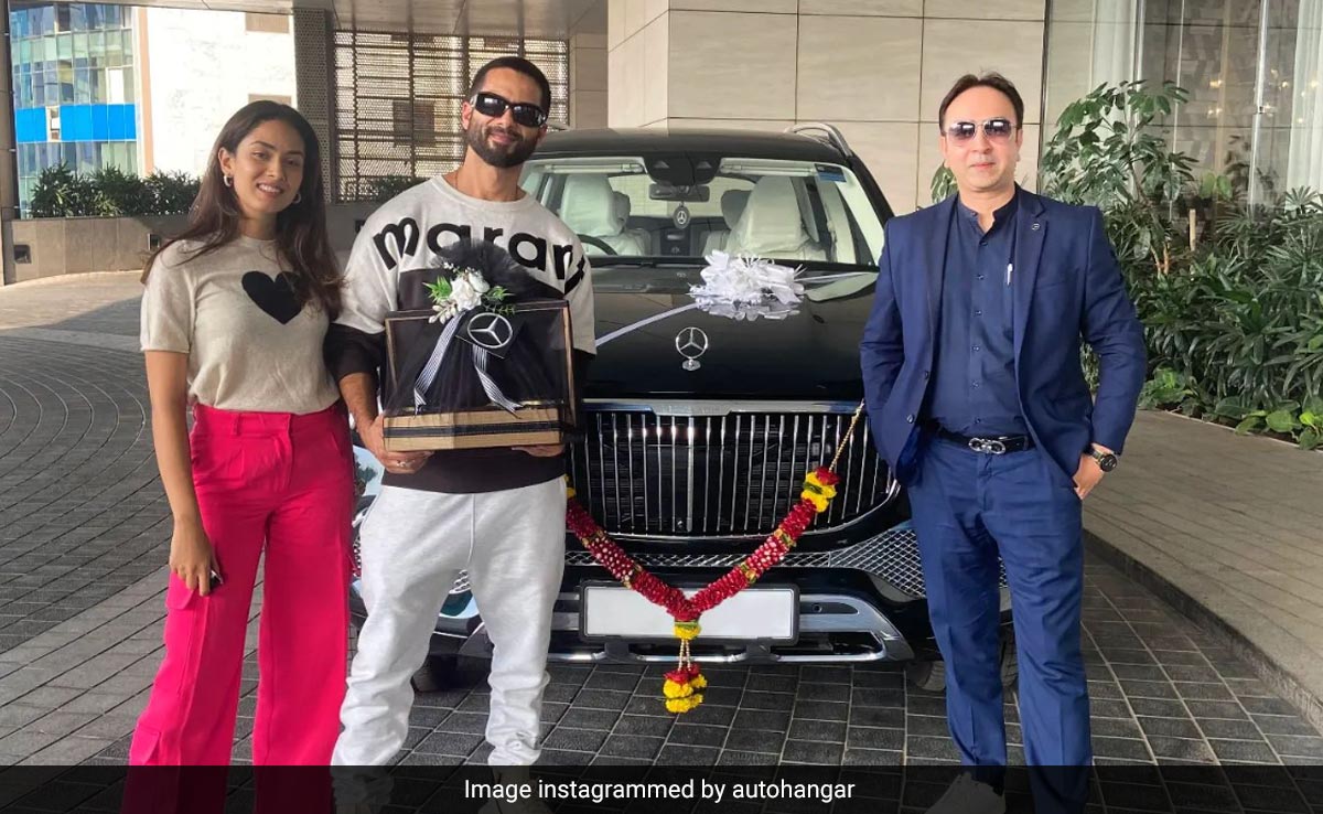 Viral Pic: Shahid Kapoor And Mira Rajput With Their Swanky New Maybach