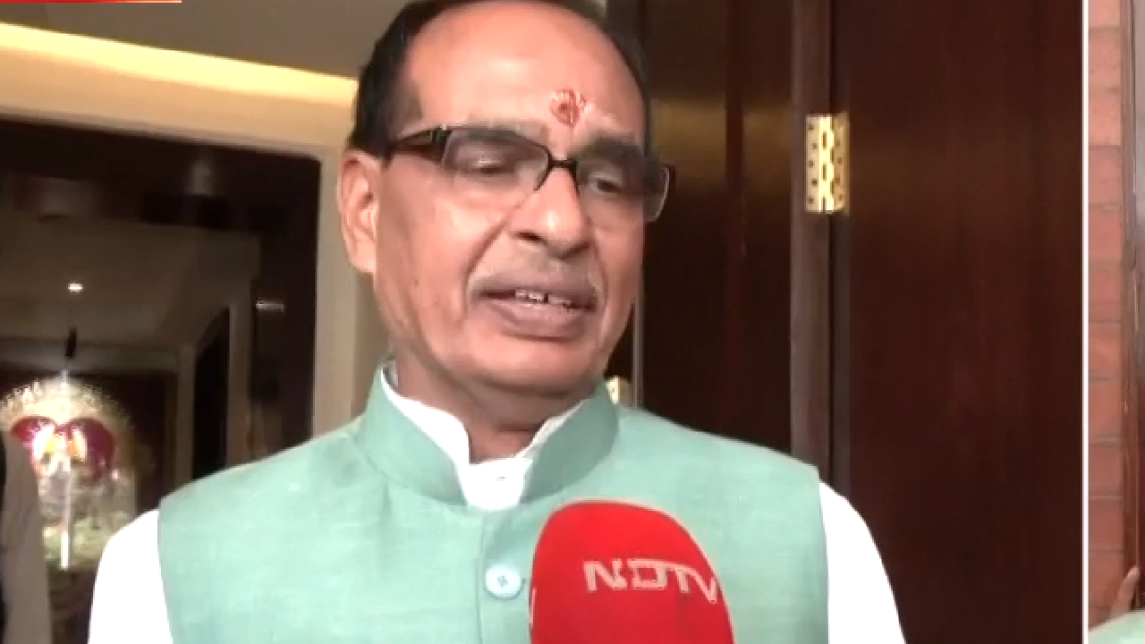 शिवराज सिंह चौहान ने खाली किया सीएम हाउस, कहा- 'जब तक सांस रहेगी सेवा करता रहूंगा'