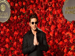 शाहरुख खान ने रचा इतिहास, एक साल में ₹2500 करोड़ का बॉक्स ऑफिस कलेक्शन करने वाले पहले एक्टर बने शाहरुख खान ने रचा इतिहास, एक साल में ₹2500 करोड़ का बॉक्स ऑफिस कलेक्शन करने वाले पहले एक्टर बने