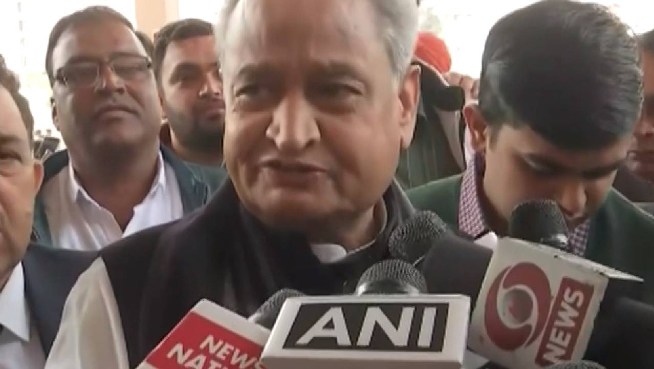 Rajasthan Assembly Session: शपथ ग्रहण के बाद अशोक गहलोत नई सरकार पर क्या बोले?