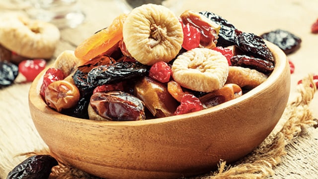 Dry fruits should not be consumed on an empty stomach as they can cause digestive issues