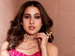 Sara Ali Khan: लंदन में इस देसी स्वाद को खाना नहीं भूली एक्ट्रेस सारा अली खान, यहां देखें... Sara Ali Khan: लंदन में इस देसी स्वाद को खाना नहीं भूली एक्ट्रेस सारा अली खान, यहां देखें...