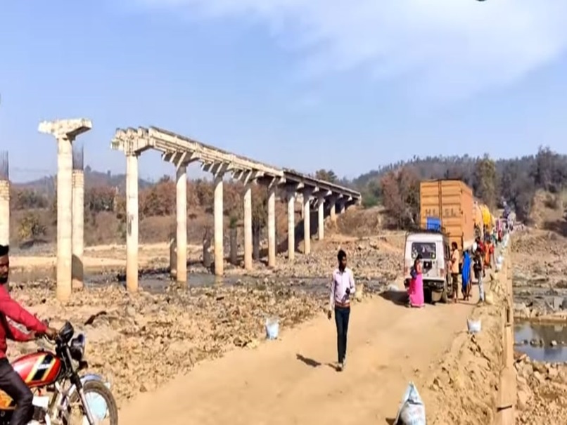 NDTV Ground Report : 'खरगोश' जैसी दौड़ने वाली बननी थी सड़क, एक दशक बाद भी दिख रही 'कछुआ' चाल