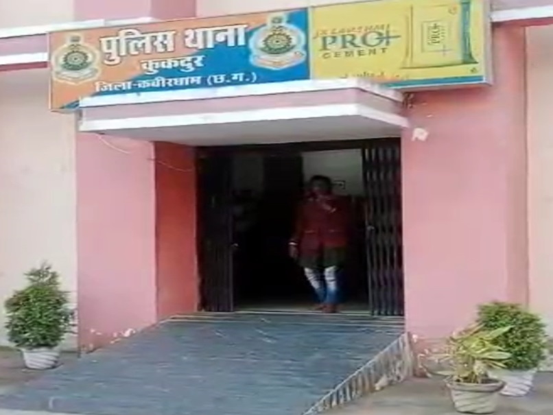 CG News : दिल्ली में काम के बहाने आदिवासी युवती को दो लाख रुपए में बेचा, जानिए क्या है मामला?