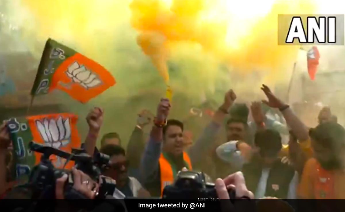 MP Election Results 2023 Updates | मध्य प्रदेश में BJP को दो-तिहाई से ज्यादा बहुमत, 65 सीटों पर सिमटी कांग्रेस