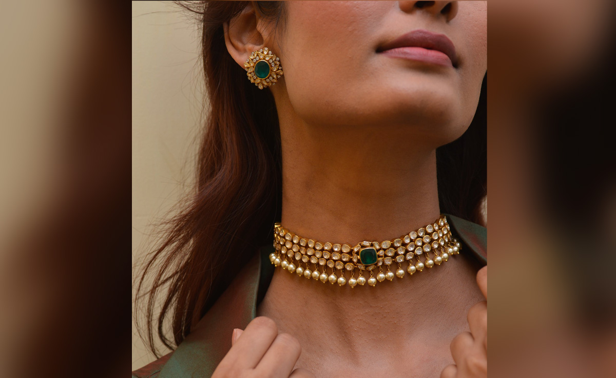 ब्यूटीफुल लुक के लिए किसी भी कलर के आउटफिट पर स्टाइल कर सकते हैं ये नेकलेस सेट, 500 रुपये से भी कम है कीमत