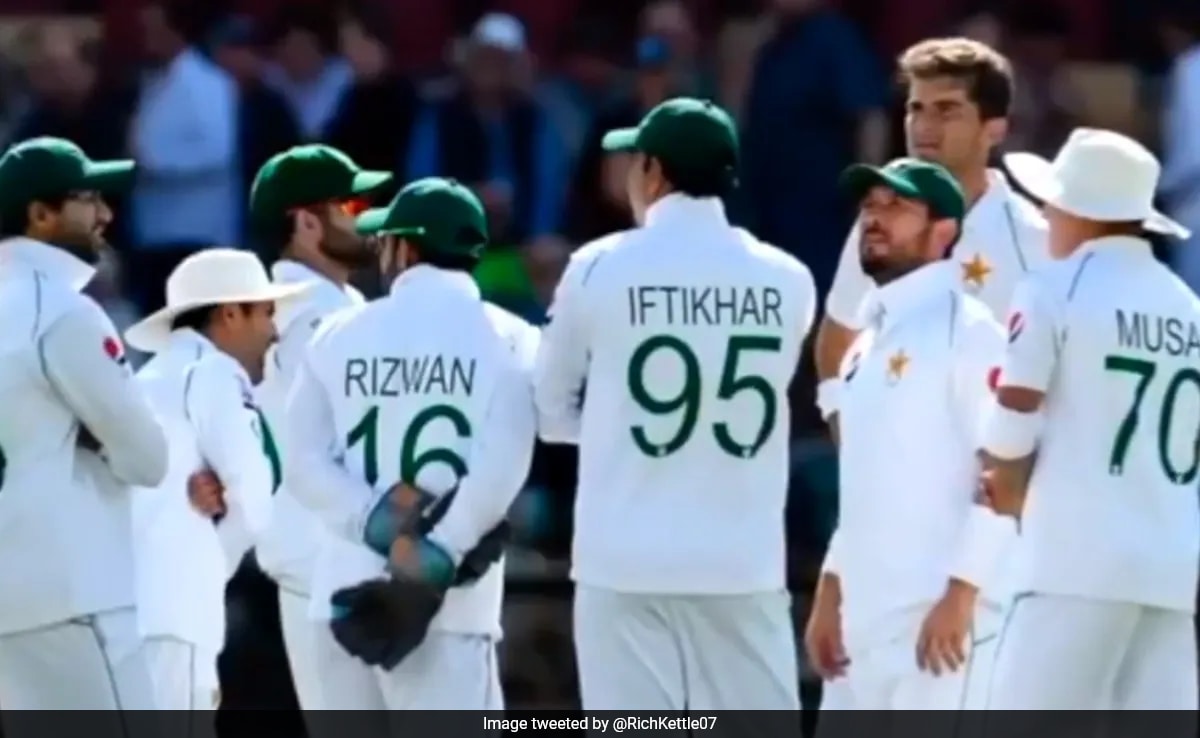 pakistani-cricket-team-poor-fielding-worst-fielding-team-video-of