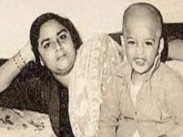मां के साथ दिख रहे इस बच्चे का कोई मैच नहीं कर पाया स्टारडम, आज इनके सामने कुछ भी नहीं रामचरण, एनटीआर, प्रभास...पहचाना क्या?  मां के साथ दिख रहे इस बच्चे का कोई मैच नहीं कर पाया स्टारडम, आज इनके सामने कुछ भी नहीं रामचरण, एनटीआर, प्रभास...पहचाना क्या?