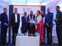 विश्वरंग 2023 : पब्लिक रिलेशन सोसायटी ऑफ इंडिया ने 21 प्रवासी साहित्यकारों का किया सम्मान विश्वरंग 2023 : पब्लिक रिलेशन सोसायटी ऑफ इंडिया ने 21 प्रवासी साहित्यकारों का किया सम्मान