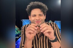 Siddhant Chaturvedi Reacts To Receiving "Thirst Traps" Siddhant Chaturvedi Reacts To Receiving "Thirst Traps"