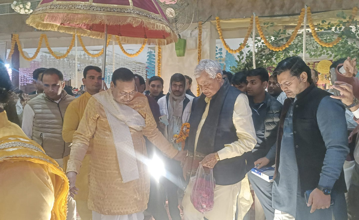 Kirodi Lal Meena: कैबिनेट मंत्री बनने के बाद किरोड़ी लाल मीणा माथा टेकने पहुंचे मेहंदीपुर बालाजी, विभाग बंटवारे को लेकर कहा...