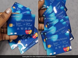 कभी नहीं देखा होगा ऐसा शादी का कार्ड, ATM Card पर छपवा दिया Wedding Invitation, देखकर कन्फ्यूज़ हुई पब्लिक कभी नहीं देखा होगा ऐसा शादी का कार्ड, ATM Card पर छपवा दिया Wedding Invitation, देखकर कन्फ्यूज़ हुई पब्लिक