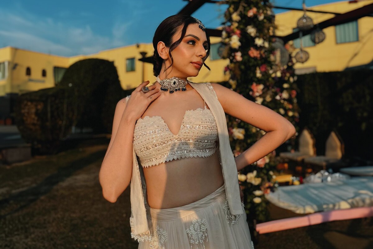 WhosNext 2023 Influencer Awards: Nitibha Kaul Wins Lifestyle Influencer of the Year; Wishes Poured In WhosNext 2023 Influencer Awards: Nitibha Kaul Wins Lifestyle Influencer of the Year; Wishes Poured In