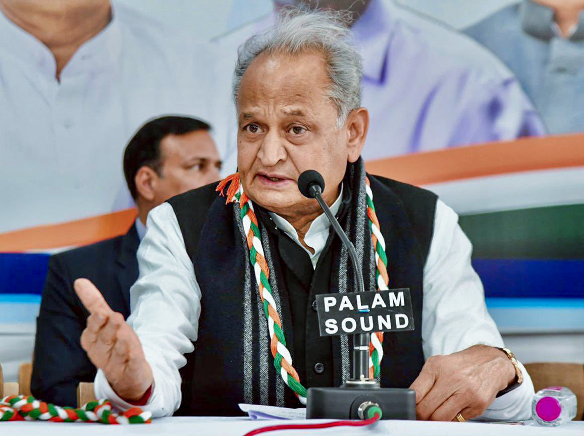 Union Minister's Big Illegal Phone Tapping Charge Against Ashok Gehlot