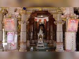 Rajasthan Temples Time: सर्दी के मौसम में मंदिरों में बदला पूजा का समय, ठाकुर जी को उढ़ाई जा रही रजाई