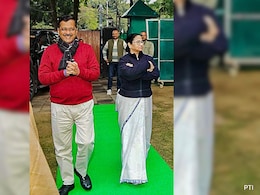 Arvind Kejriwal Dials Mamata Banerjee Ahead Of Bengal Polls, Extends Support