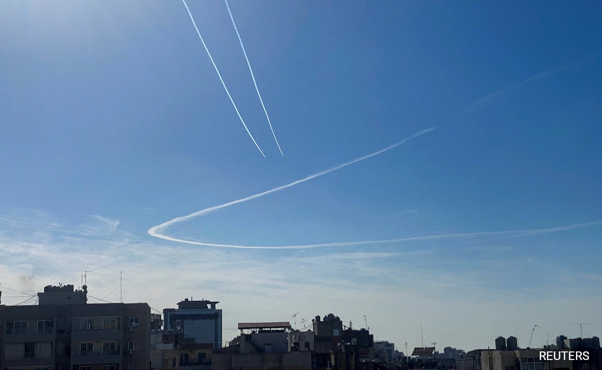 Israel Hezbollah, New Escalation: Hezbollah Launches Powerful Missiles At Israeli Positions - Vimarsana News