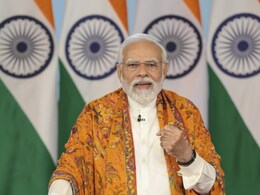 Women One Big "Caste" Who Can Take On Any Challenge Together: PM Modi Women One Big "Caste" Who Can Take On Any Challenge Together: PM Modi